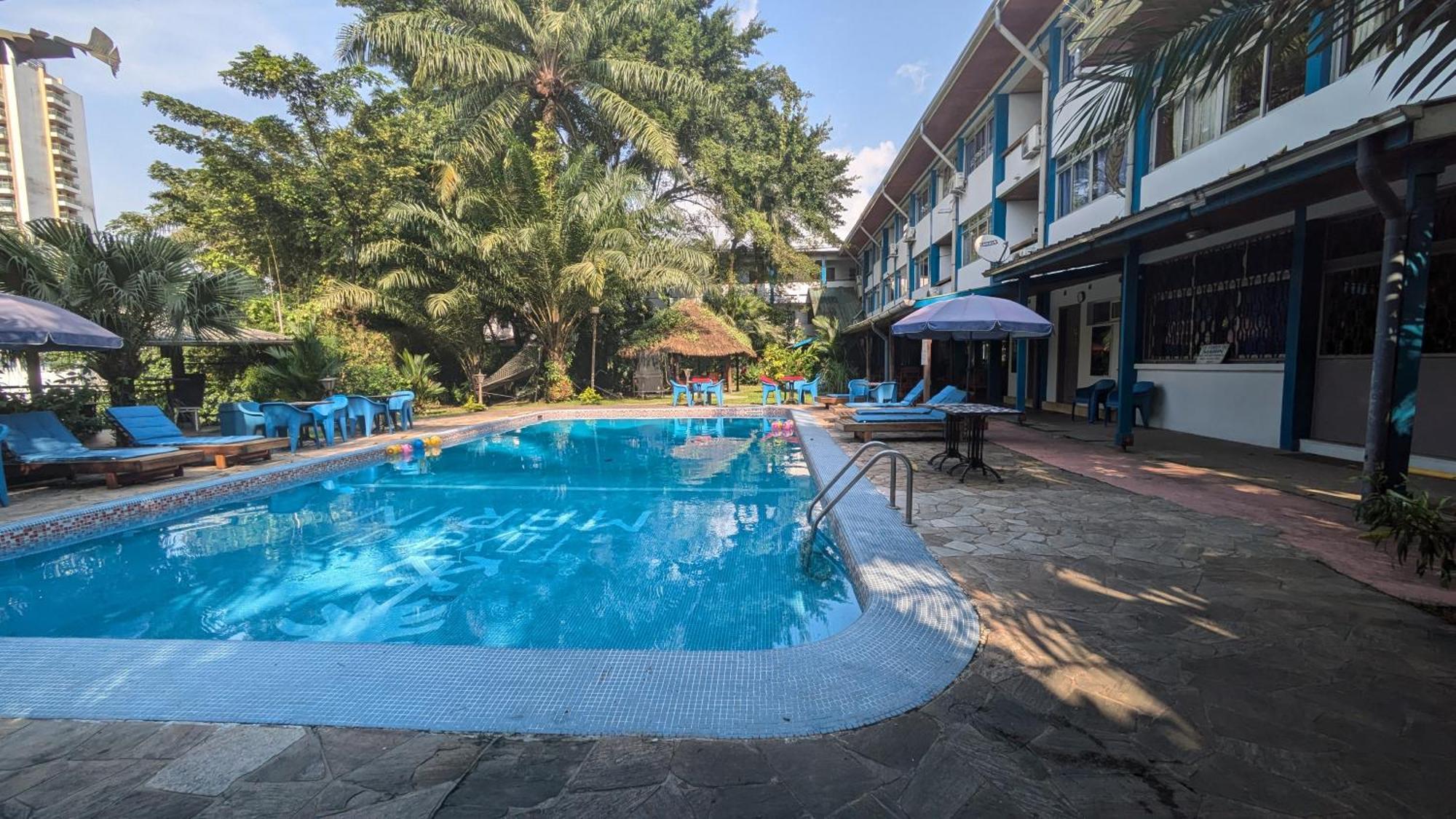 Foyer Du Marin - Deutsche Seemannsmission Douala Exteriör bild