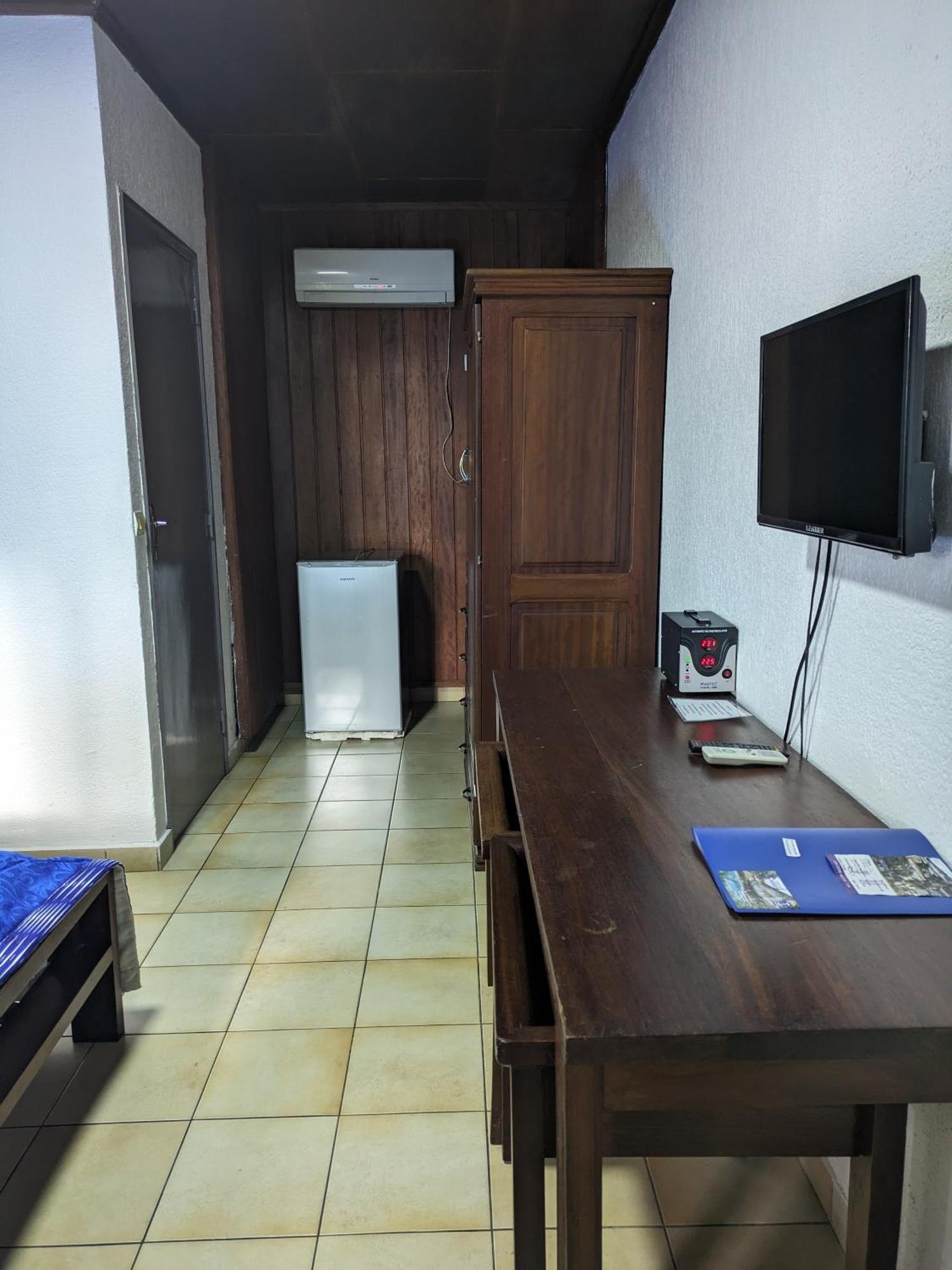 Foyer Du Marin - Deutsche Seemannsmission Douala Exteriör bild